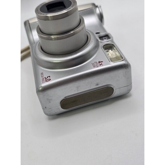 Canon PowerShot A530 5.0MP Digital Camera Silver READ-Small Black Line On Screen - Picture 4 of 16